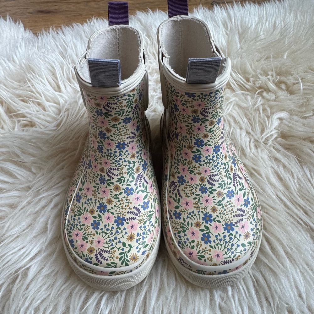Zara Floral Kids Rain Boots, size 10